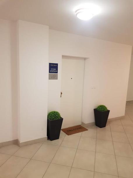 Apartman Vip, With Free Garage Parking PUY 외부 사진