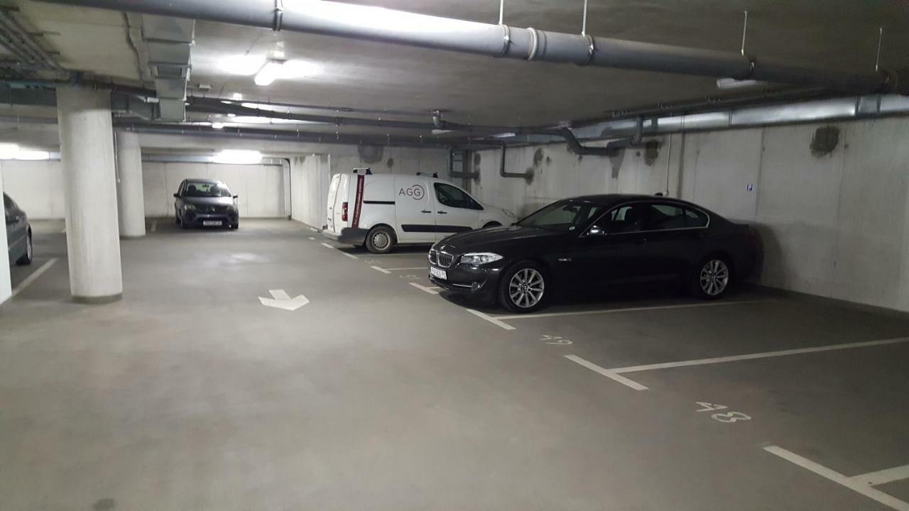 Apartman Vip, With Free Garage Parking PUY 외부 사진