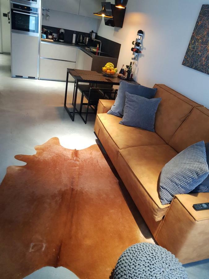 Apartman Vip, With Free Garage Parking PUY 외부 사진